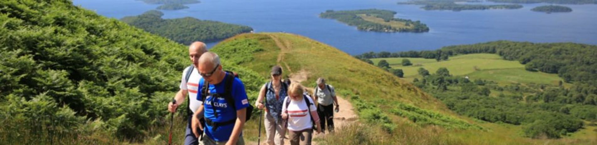 deaf-blind-walk-up-conic-hill-with-national-park-rangers