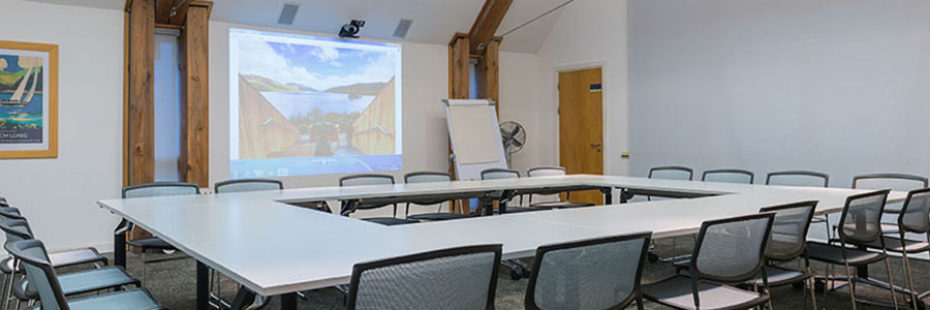 room-with-seating-and-screen