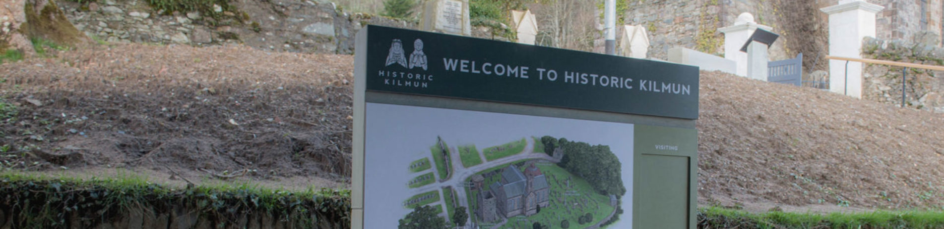 welcome-to-historic-kilmun-board-with-information-outside-kilmun-mausoleum