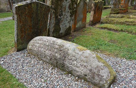 viking-hogback-stone-with-scale-like-incisions-in-luss-churchyard