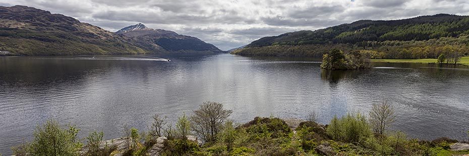 view-of-loch-lomond-and-ben-lomond-in-the-distance-from-an-ceann-mor-art-installation-viewpoint