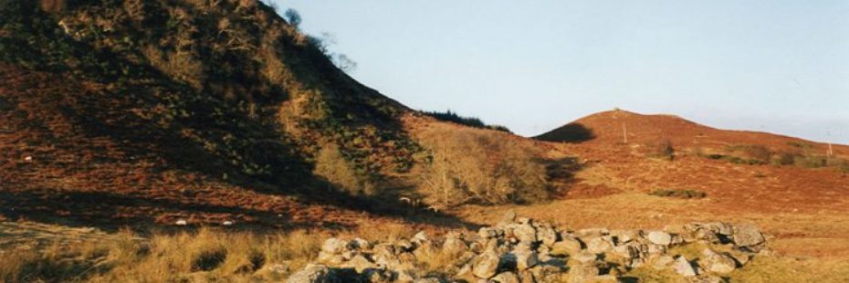 stone-ruin-near-callander-autumn-colours-on-hills-behind