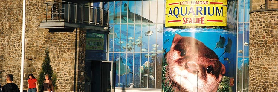 loch-lomond-shores-aquarium-sealife-centre-entrance-with-large-poster-of-fish-and-otter