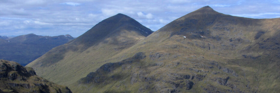 munro-summits-with-snow-patches