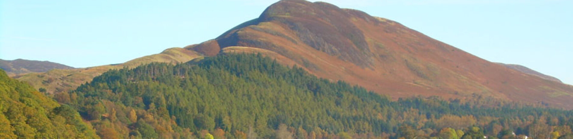 conic-hill-with-balmaha-at-bottom-seen-over-waters-of-loch-lomond