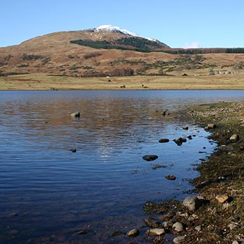 loch-venachar-and-ben-ledi-behind-on-blue-skies-winter-day