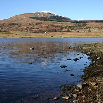 loch-venachar-and-ben-ledi-behind-on-blue-skies-winter-day