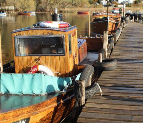 moored-boats-at-balmaha-wooden-pontoon