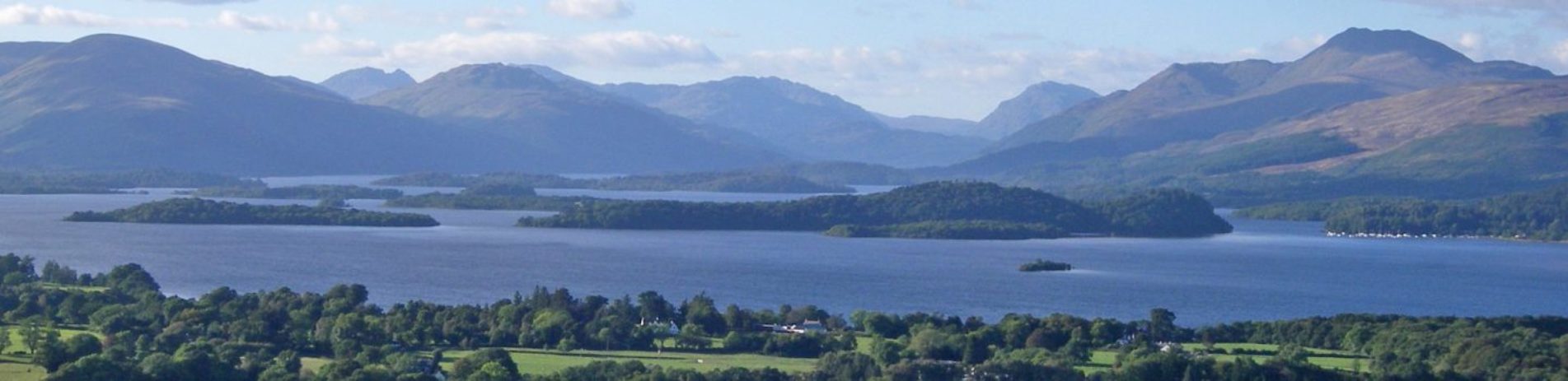 stunning-panorama-of-loch-lomond-hill-and-islands-from-duncryne-hill-or-dumpling-in-the-south-of-the-loch