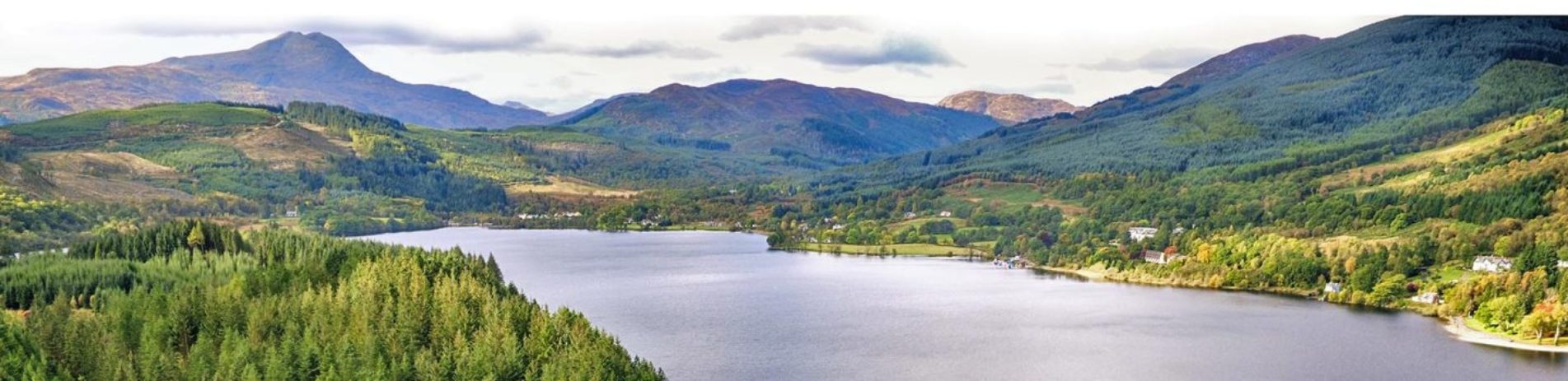 stunning-landscape-of-loch-ard-wooded-shores-and-ben-lomond-towering-above-on-the-left