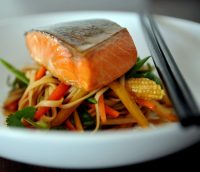 salmon-teriyaki-with-rice-noodles-and-crispy-vegetables