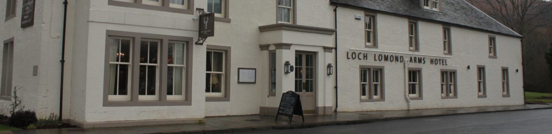 loch-lomond-arms-hotel-white-washed-exterior