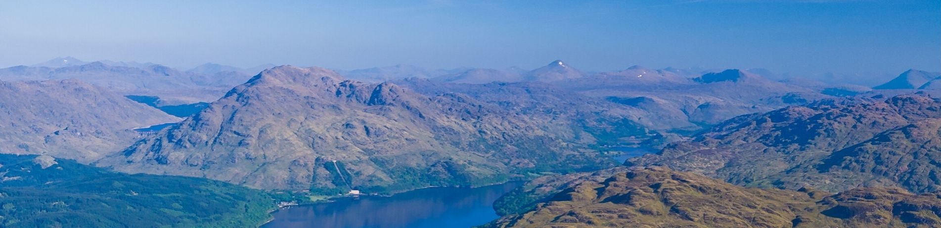 panorama-of-mountains-and-loch-lomond-on-a-sunny-day-seen-from-ben-lomond