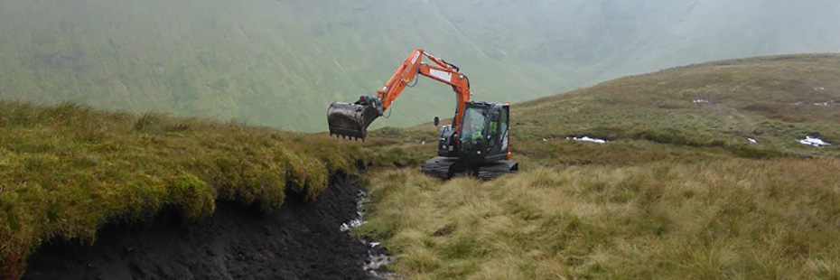 digger-restoring-peatland